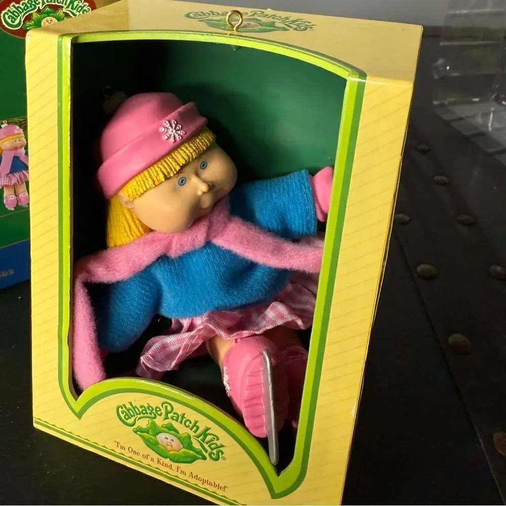 Carlton Cards Cabbage Patch Kids Christmas Holly 2006 Ornament #138 Dated NIB